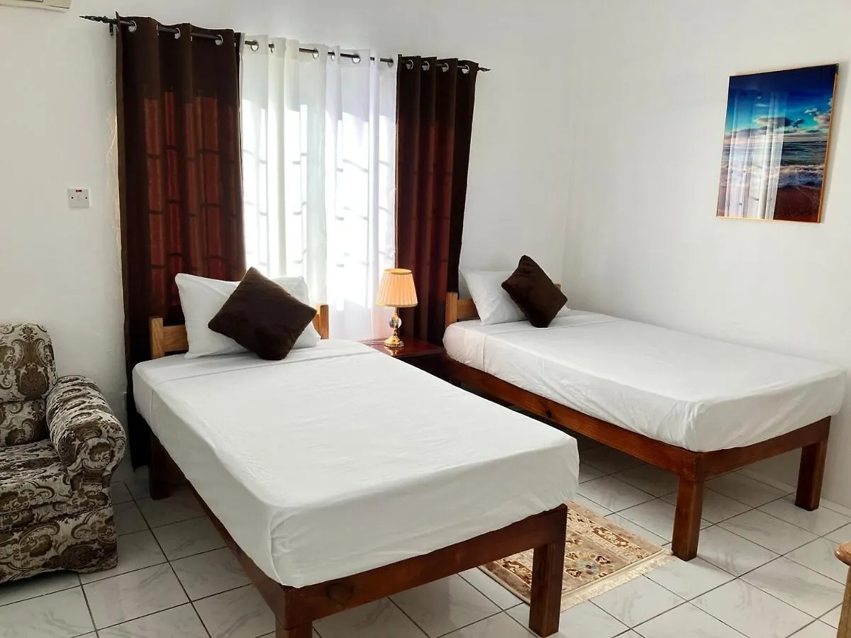 Luxury 5Br Villa With Pool - Steps From Treasure Beach